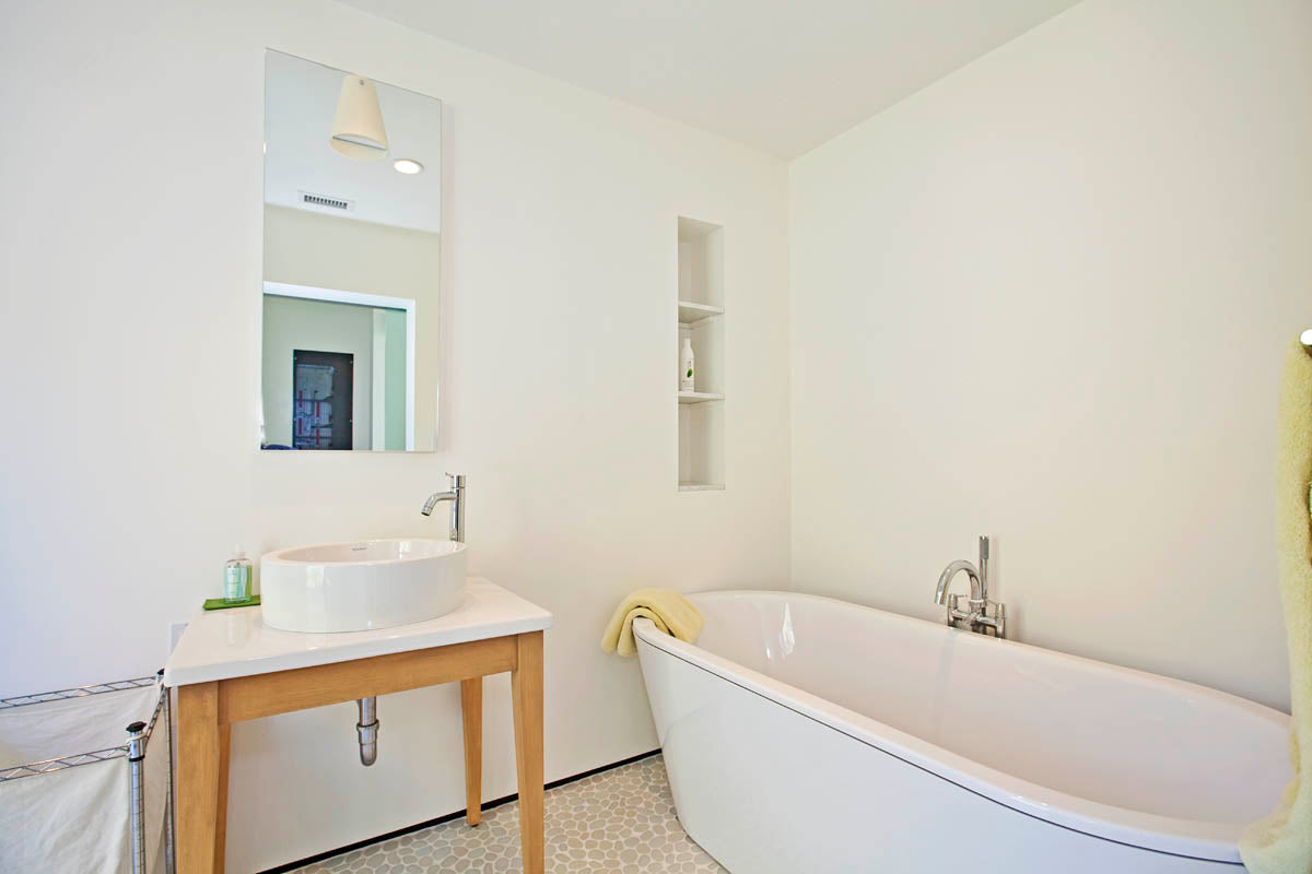 Beach Properties 5843 (LA)
