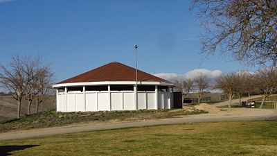 Ranches and Farms 3076