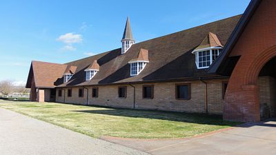 Ranches and Farms 3076
