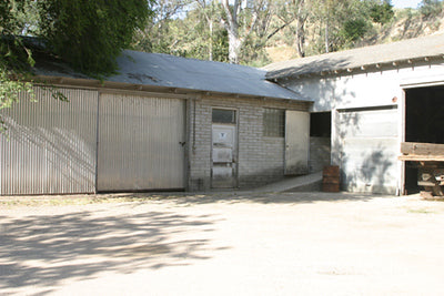 Ranches and Farms 3048