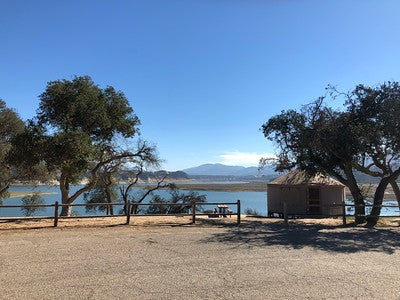 Lakes 6906