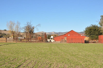 Ranches and Farms 3048