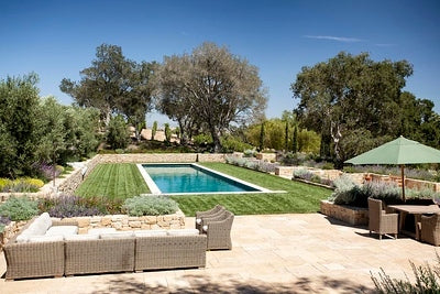 Ranches and Farms 3027