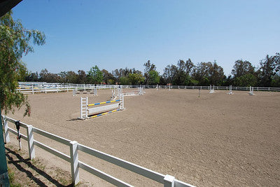 Ranches and Farms 3237