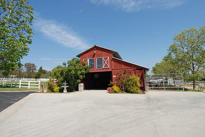 Ranches and Farms 3237